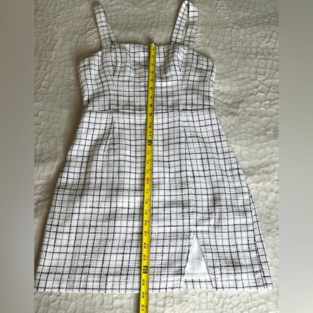 Abercrombie And Fitch white Tweed Mini Dress with side slit and adjustable strap - Picture 6 of 16